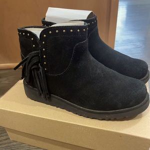 Little Girls Uggs - Size 2 - Black with studs and fringe